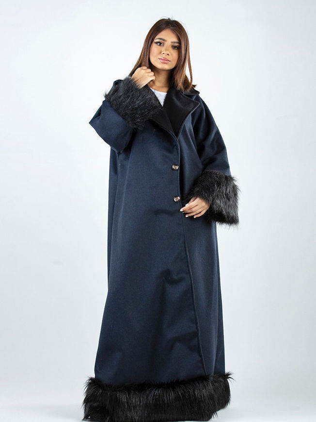 Picture of Winter besht dark blue color with black fur