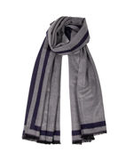 Picture of cashmere scarf light  gray color with navy blue linning