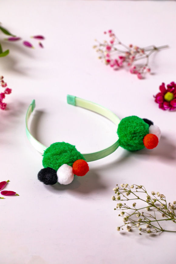 Picture of Pompoms White Head Band For Girls