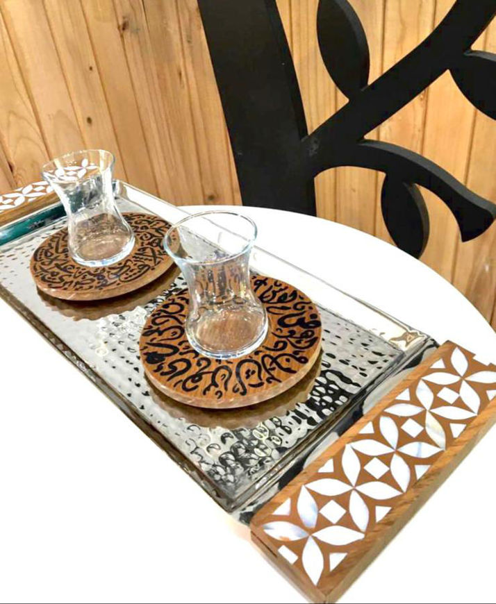 Picture of STAINLESS STEEL HAMMERED SERVING TRAY WITH WOOD & MOP WORK HANDLE